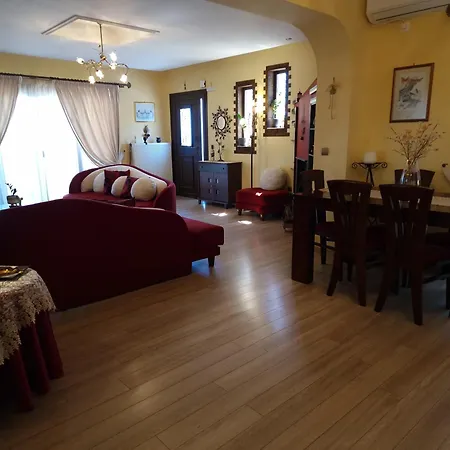 Sunrise Apartment *